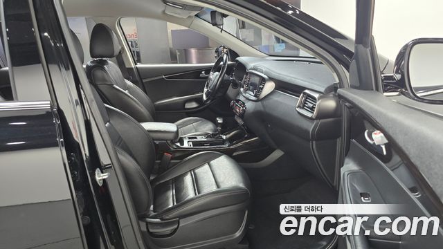 Kia Sorento 2018 — photo 16