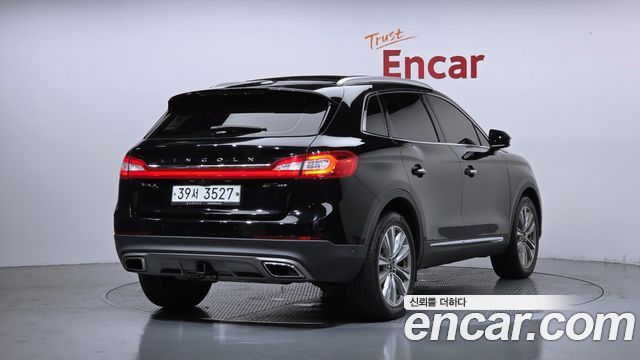 Lincoln MKX 2017 — photo 2