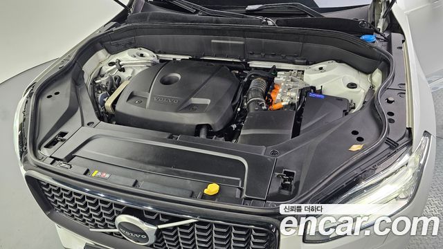Volvo XC90 2021 — photo 6