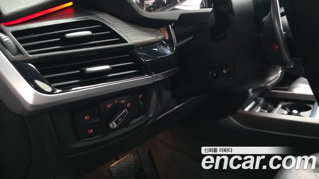 BMW X5 2014 — photo 28