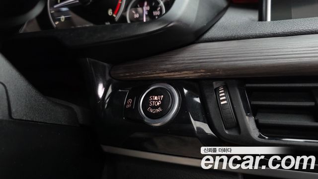 BMW X5 2014 — photo 29