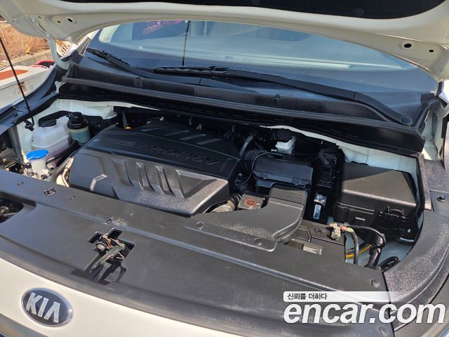 Kia Canival 2020 — photo 20