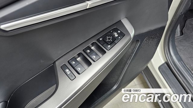 Kia EV6 2023 — photo 26