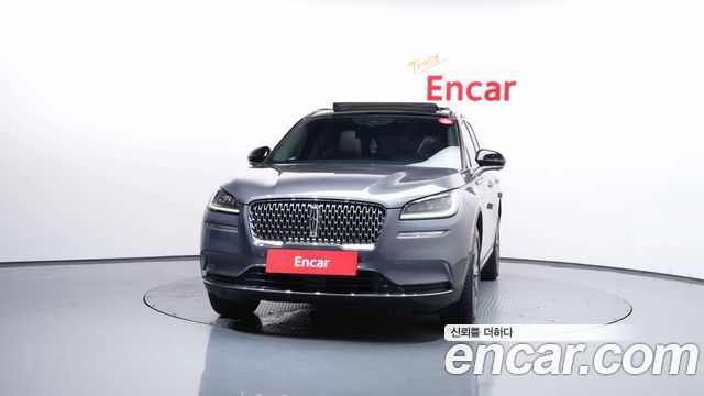 Lincoln Corsair 2022 — photo 3