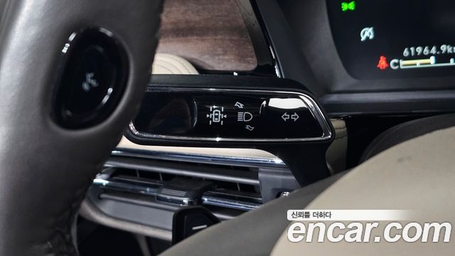 Lincoln Corsair 2022 — photo 38