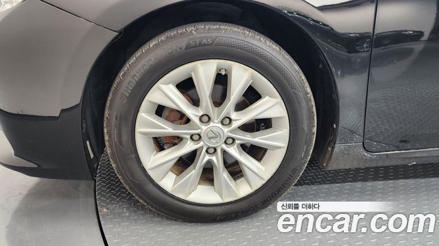 Lexus ES 2013 — photo 5