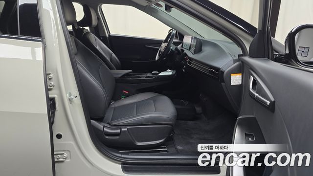 Kia EV6 2023 — photo 16