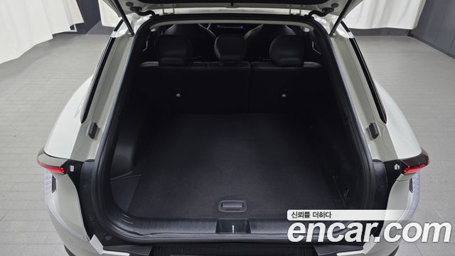 Kia EV6 2023 — photo 29