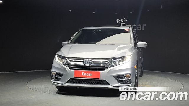 Honda Odyssey 2018 — photo 3