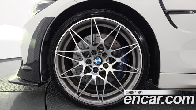 BMW M4 2018 — photo 5