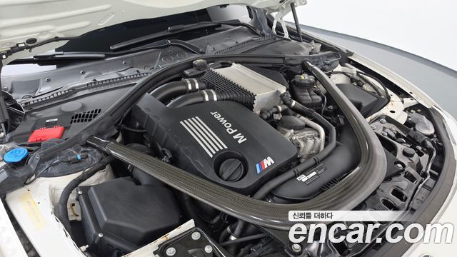 BMW M4 2018 — photo 6