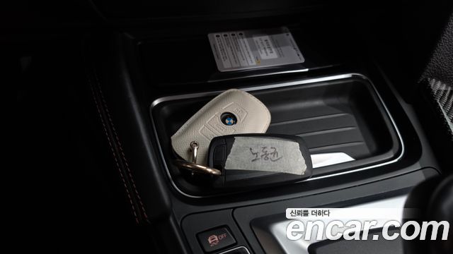 BMW M4 2018 — photo 16
