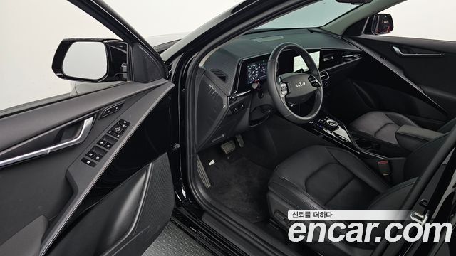 Kia Niro 2024 — photo 10