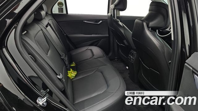 Kia Niro 2024 — photo 11