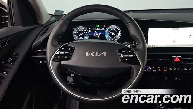Kia Niro 2024 — photo 13