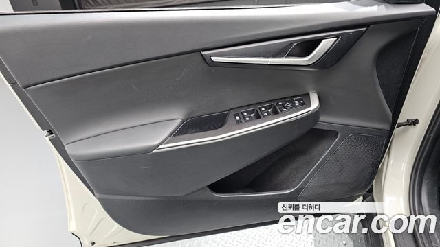 Kia EV6 2023 — photo 14