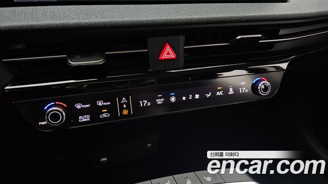 Kia EV6 2023 — photo 27