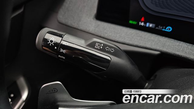 Kia EV6 2023 — photo 29