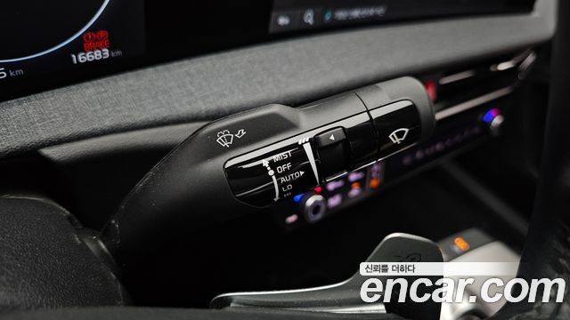 Kia EV6 2023 — photo 30