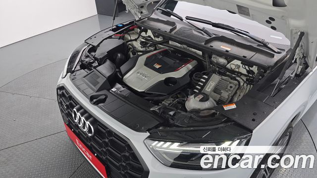 Audi SQ5 2021 — photo 6