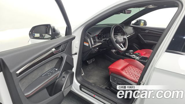 Audi SQ5 2021 — photo 13