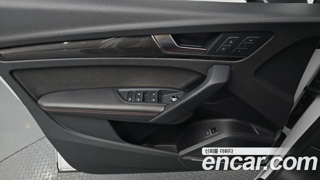 Audi SQ5 2021 — photo 14