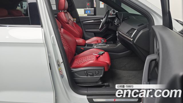 Audi SQ5 2021 — photo 16