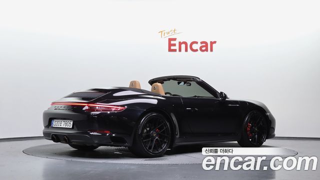Porsche 911 2019 — photo 2