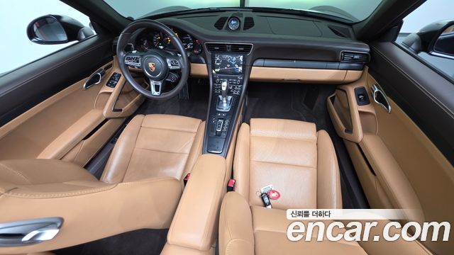 Porsche 911 2019 — photo 7