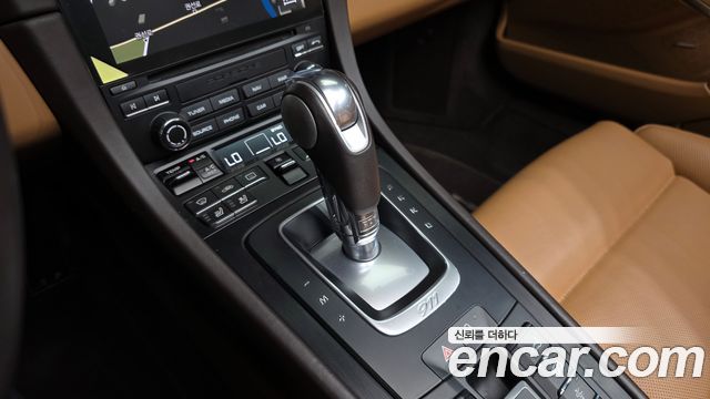 Porsche 911 2019 — photo 9