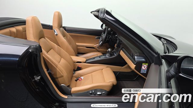 Porsche 911 2019 — photo 11
