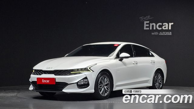 Kia K5 2023 — photo 1