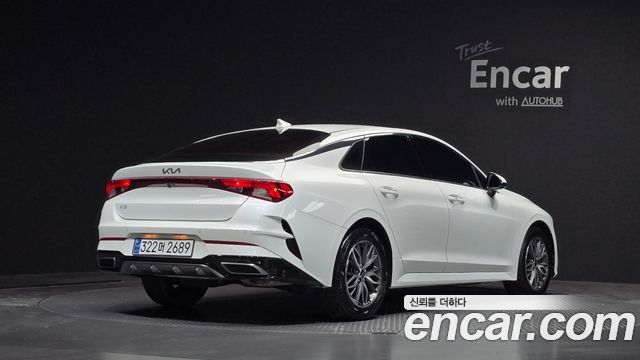 Kia K5 2023 — photo 2
