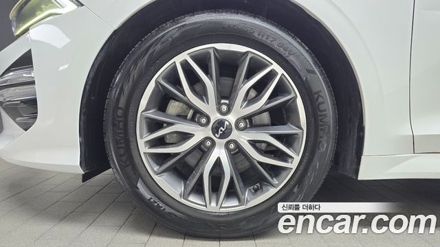 Kia K5 2023 — photo 5