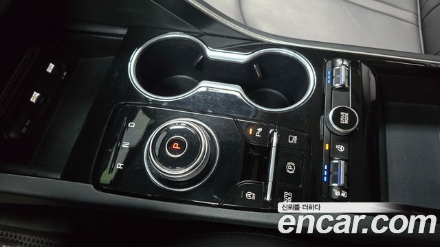Kia K5 2023 — photo 12