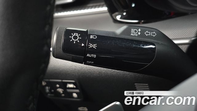Kia K5 2023 — photo 28
