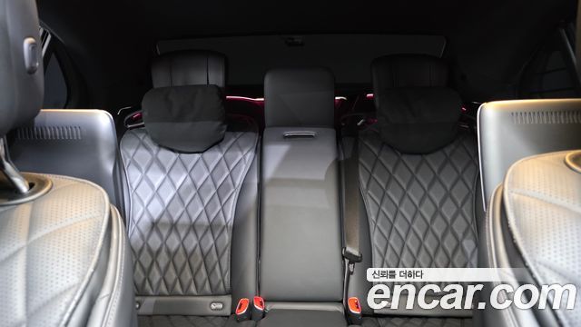 Mercedes-Benz S-Class 2023 — photo 36