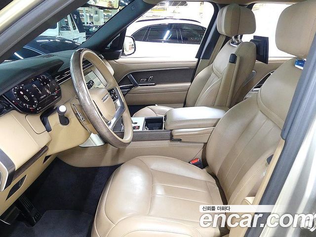 Land Rover Range Rover 2024 — photo 7