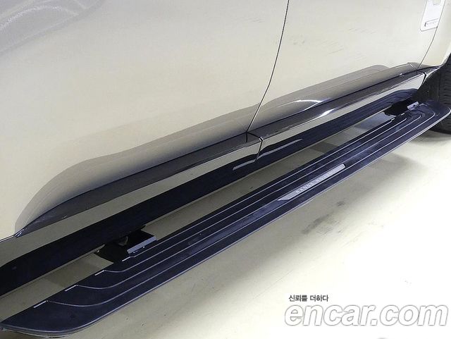 Land Rover Range Rover 2024 — photo 9