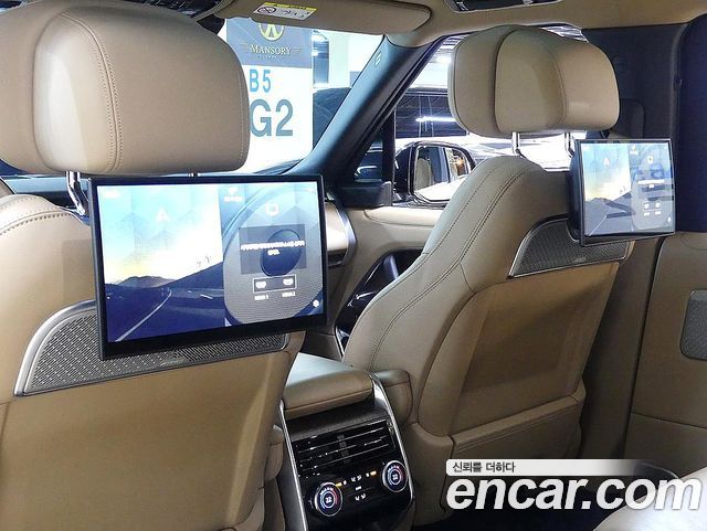 Land Rover Range Rover 2024 — photo 17