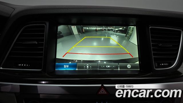 Hyundai Genesis 2016 — photo 22