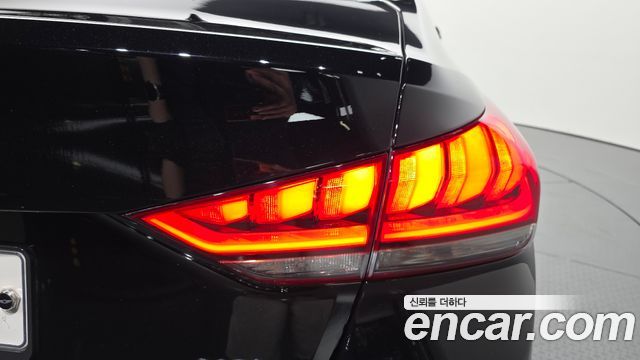 Hyundai Genesis 2016 — photo 9