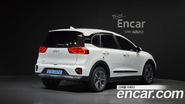 Kia Niro 2024 — photo 2