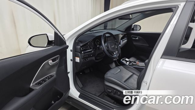 Kia Niro 2024 — photo 13