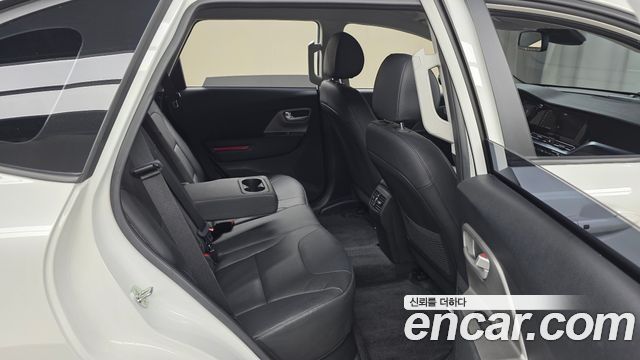 Kia Niro 2024 — photo 17