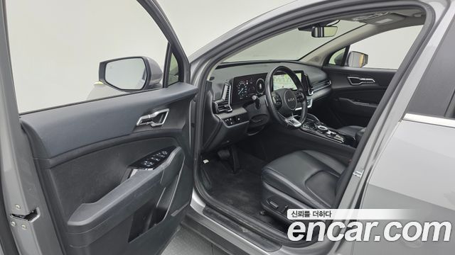 Kia Sportage 2023 — photo 10
