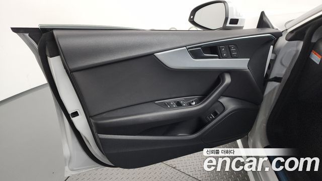 Audi A5 2023 — photo 14