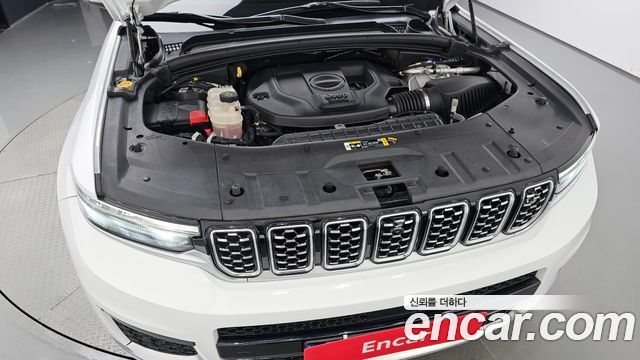 Jeep Cherokee 2023 — photo 6
