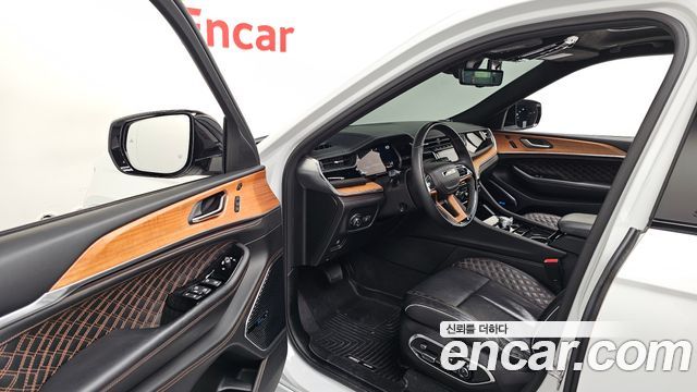 Jeep Cherokee 2023 — photo 13