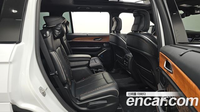 Jeep Cherokee 2023 — photo 18